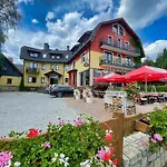 Etna - W Centrum 3* Sklářská Poruba