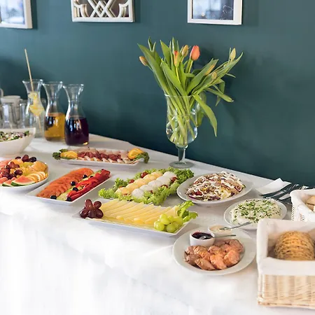 Etna - W Centrum Guest house 3*