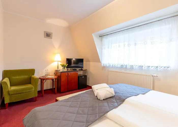 Etna - W Centrum Guest house 3*