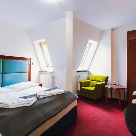 Etna - W Centrum 스클라르스카포렘바